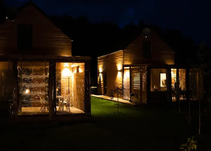 Domki Trzy Jeziora Z Zewnetrznym Spa - Sauna, Balia Do Schladzania I Jacuzzi