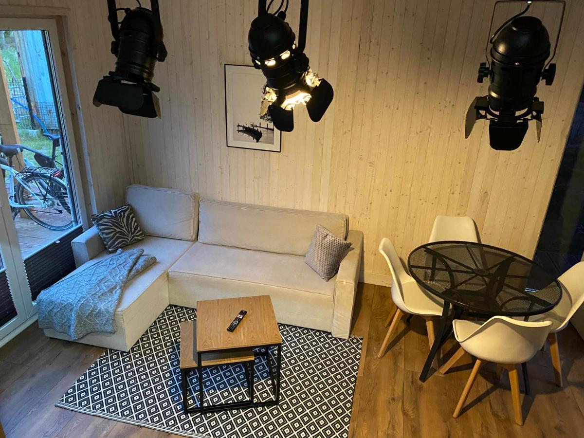 Trzy Jeziora Z Zewnetrznym - Sauna, Balia Do Schladzania I Jacuzzi Holiday home Male Swornegacie