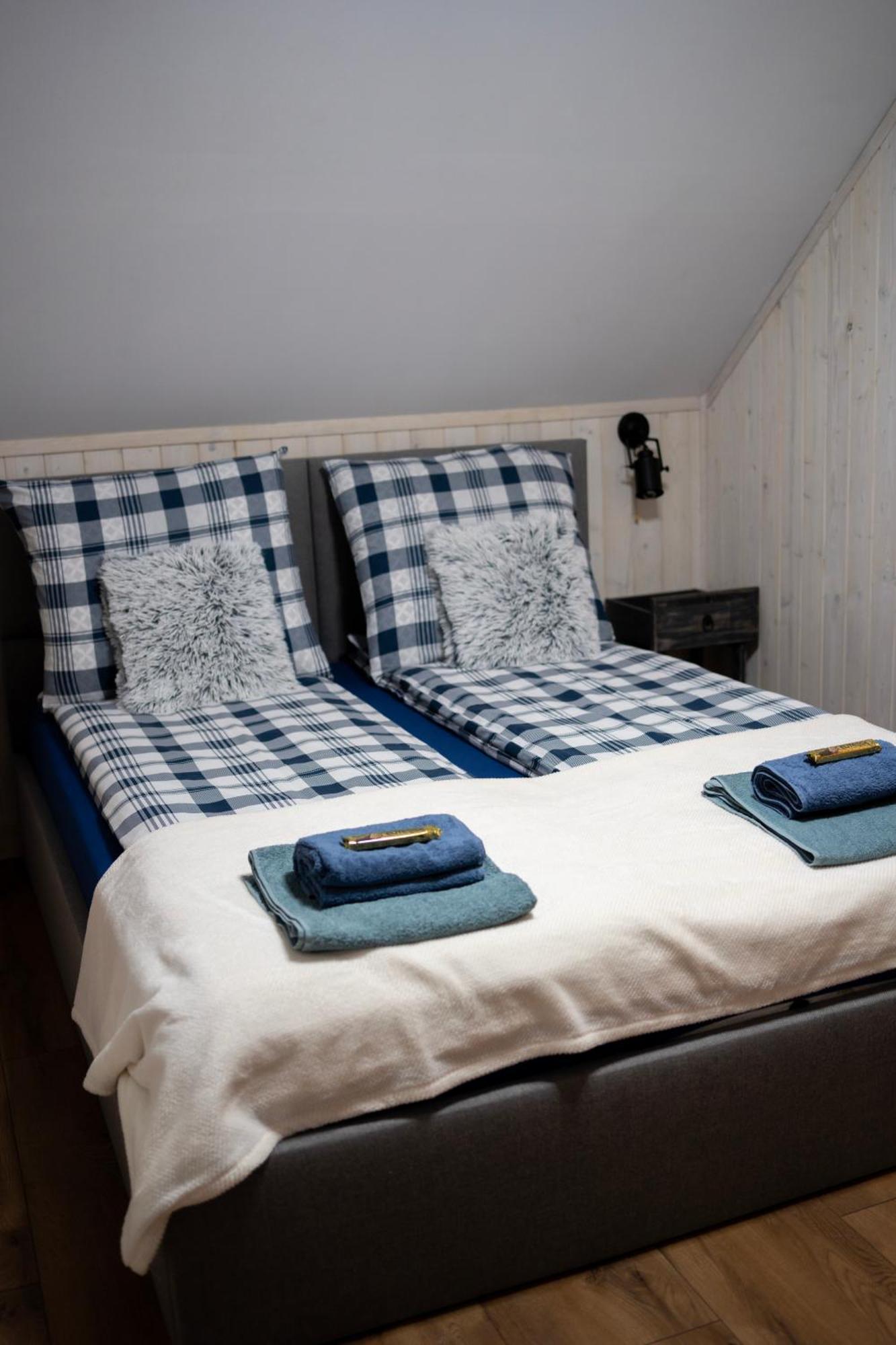Trzy Jeziora Z Zewnetrznym - Sauna, Balia Do Schladzania I Jacuzzi