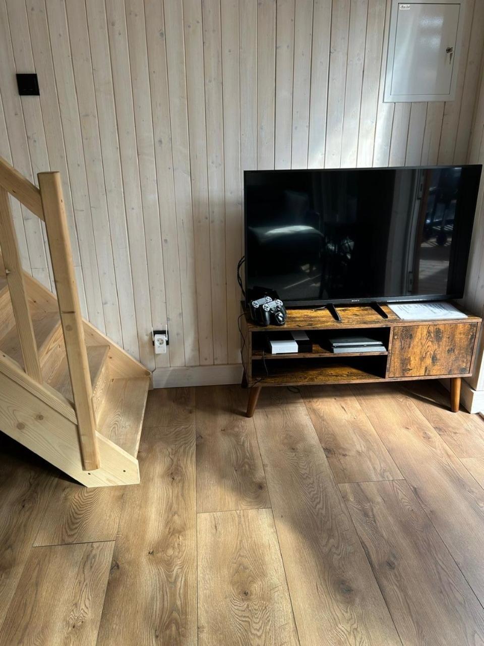 Trzy Jeziora Z Zewnetrznym - Sauna, Balia Do Schladzania I Jacuzzi *